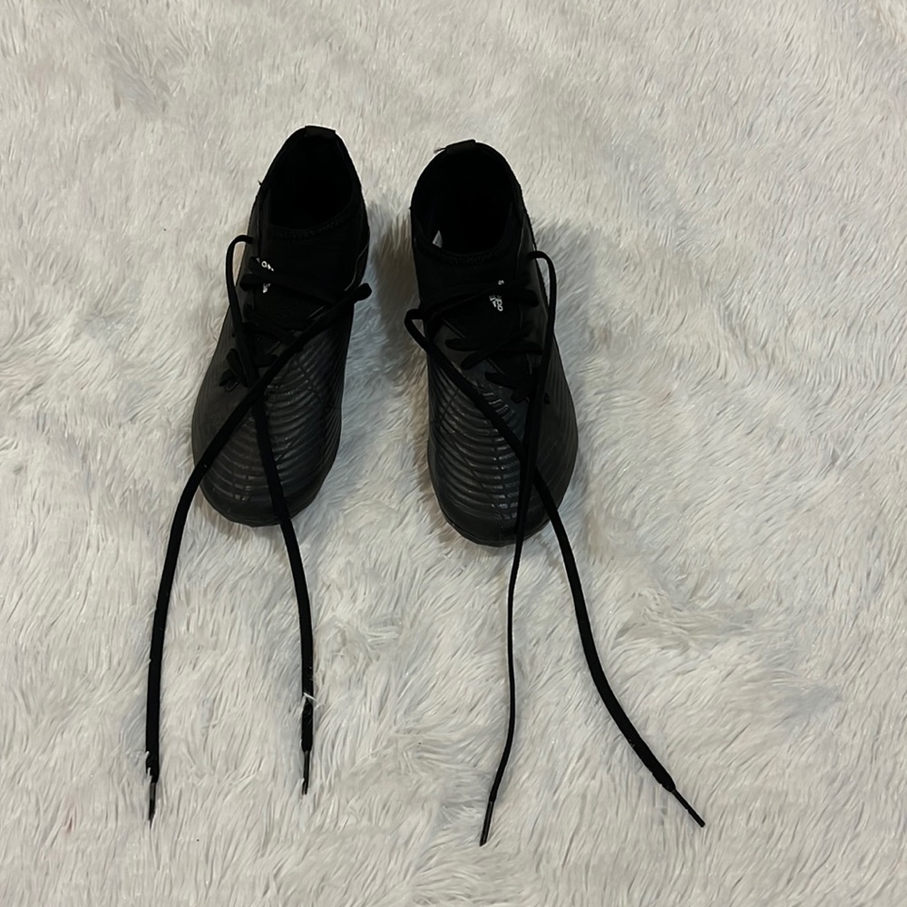 Adidas boys soccer shoes